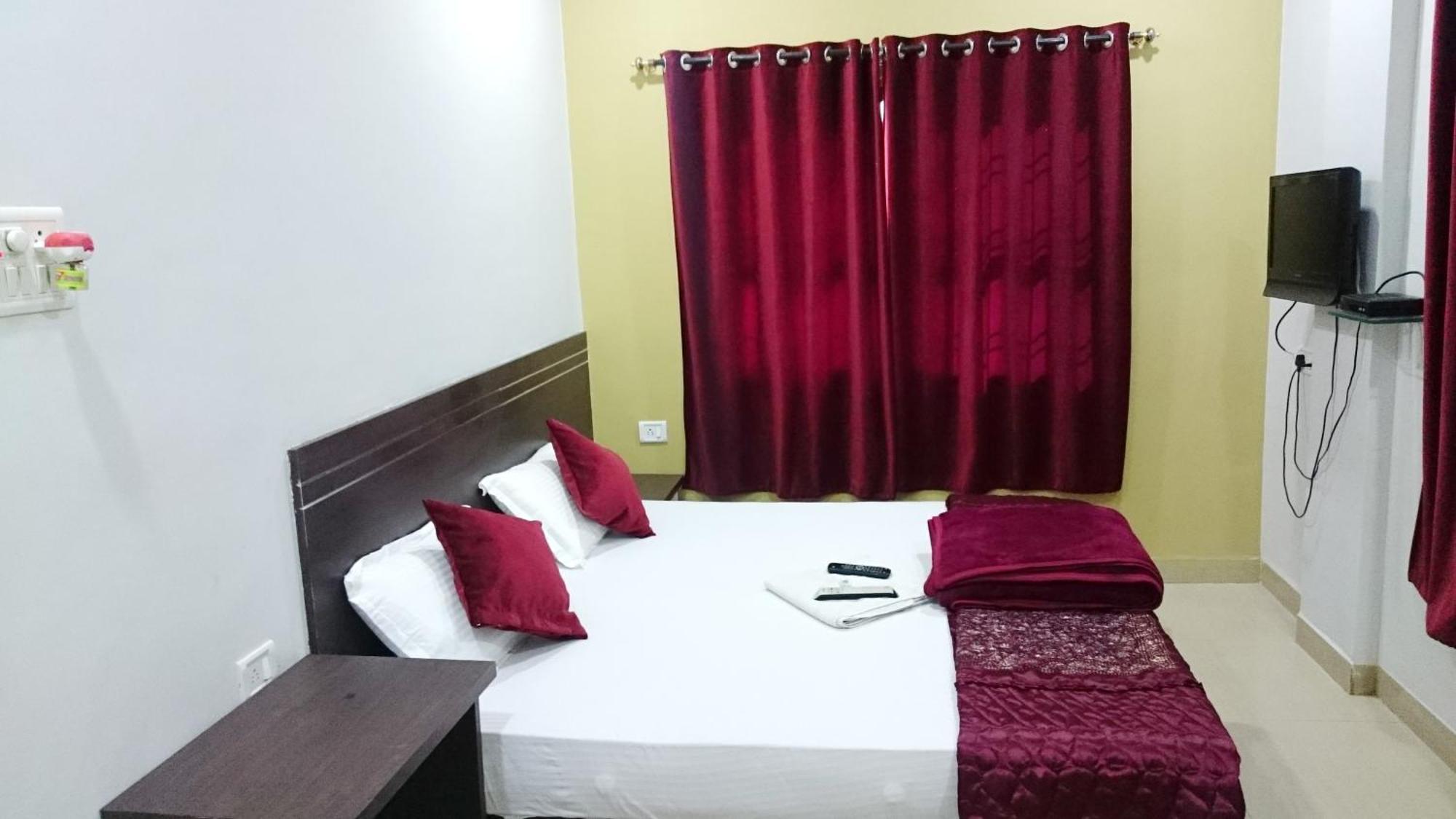 Hotel Preetam Aurangabad Eksteriør bilde