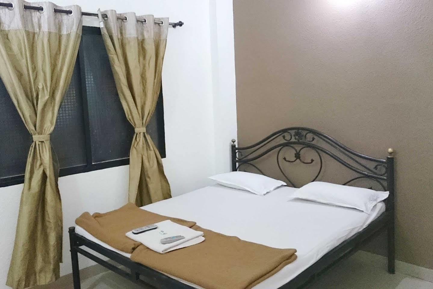 Hotel Preetam Aurangabad Eksteriør bilde